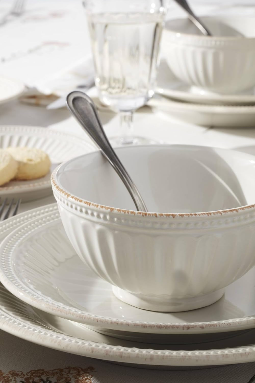 french-perle-groove-white-stoneware-24-piece-dinnerware-set-for-8