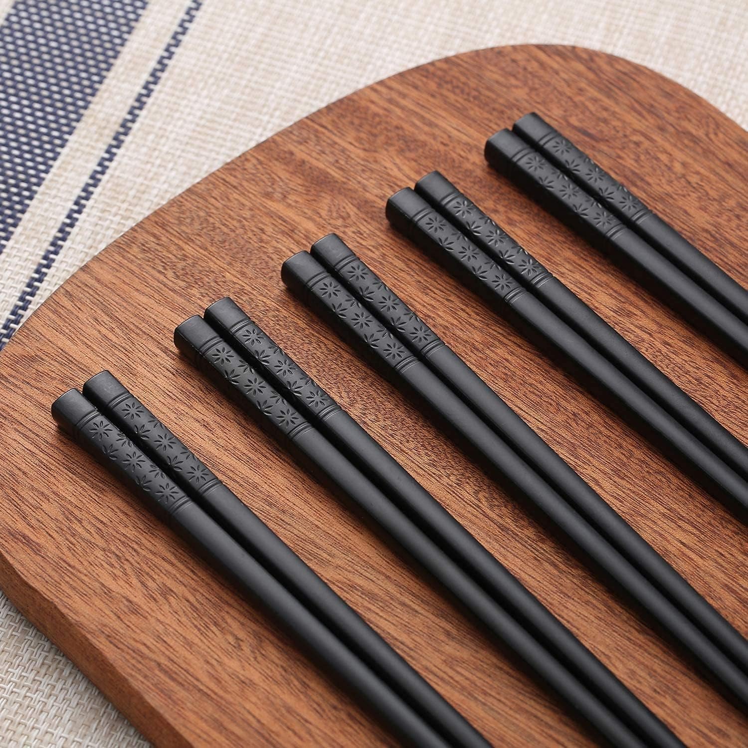 10-pairs-fiberglass-chopsticks-reusable-chopsticks-dishwasher-safe-9-1-2-inches-black
