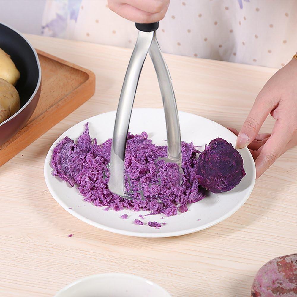 heavy-duty-stainless-steel-potato-masher-professional-integrated-masher-kitchen-tool-food-masher-potato-smasher-with-silicone-handle-perfect-for-bean-vegetable-fruits-avocado-meat
